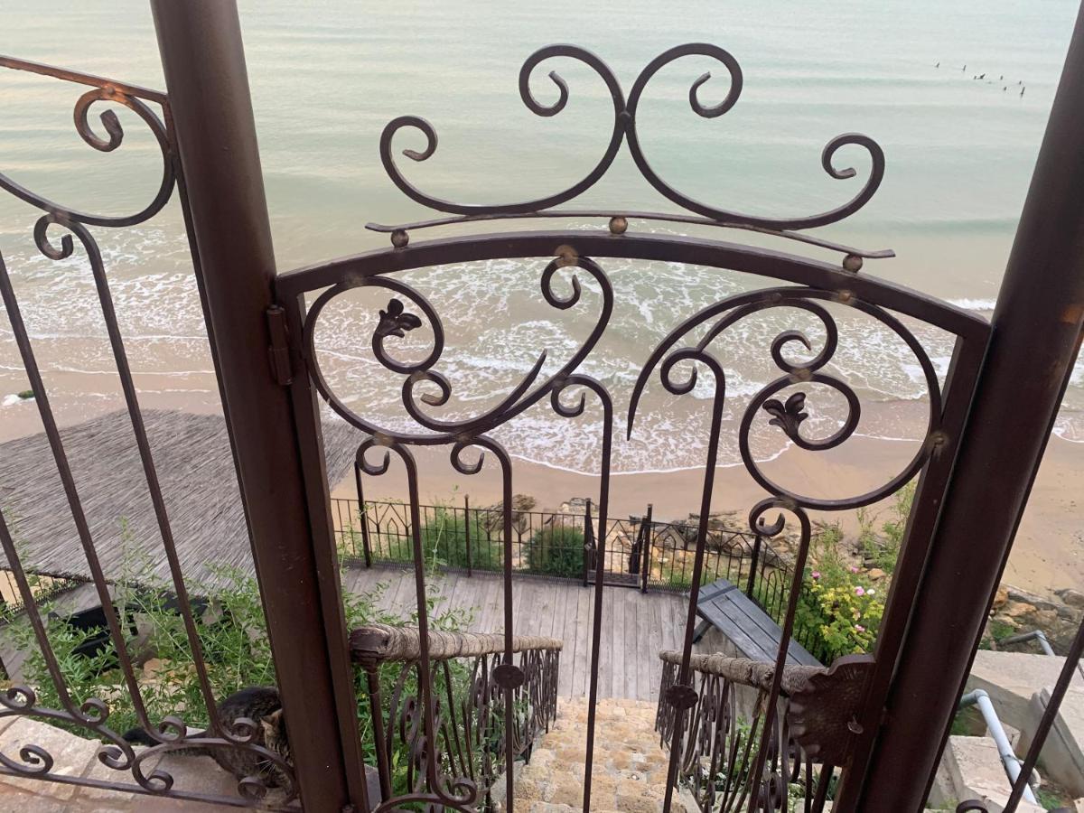 Guest House Dacha Nova Dofinivka Экстерьер фото